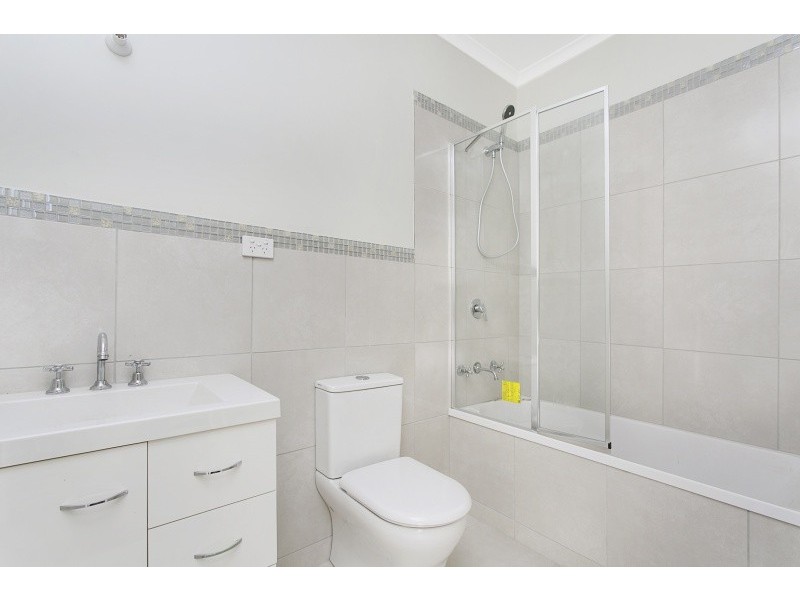 69 Knotts Ln, Junortoun VIC 3551