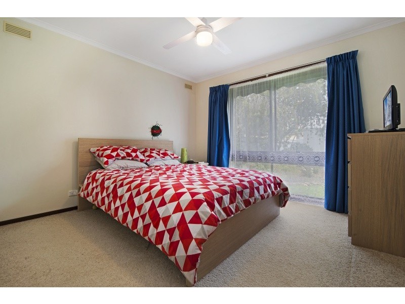 17 Alder Street, Kangaroo Flat VIC 3555