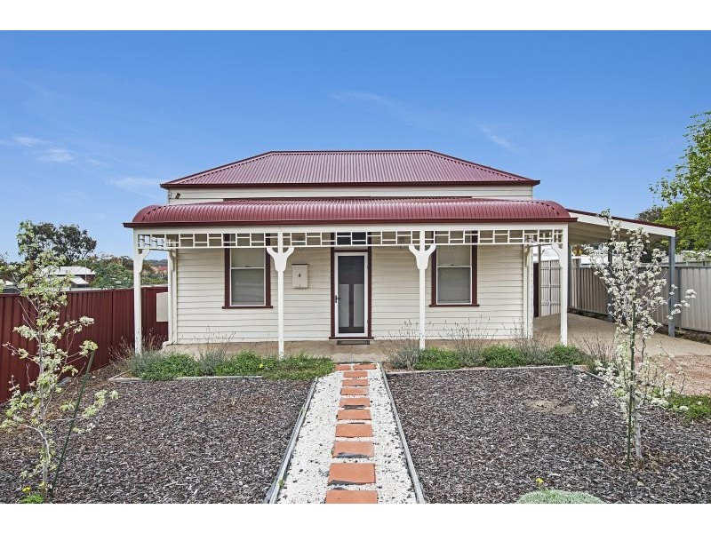 4 Kneebone Street, Eaglehawk VIC 3556