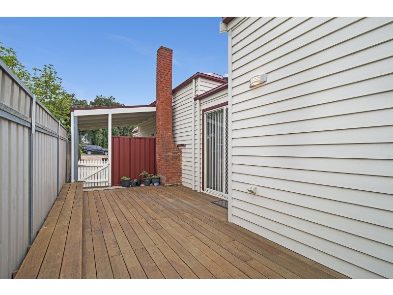 4 Kneebone Street, Eaglehawk VIC 3556