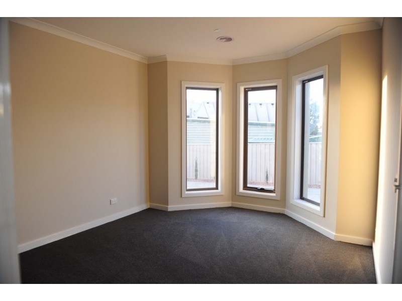 3/67 Church Street, Kangaroo Flat VIC 3555