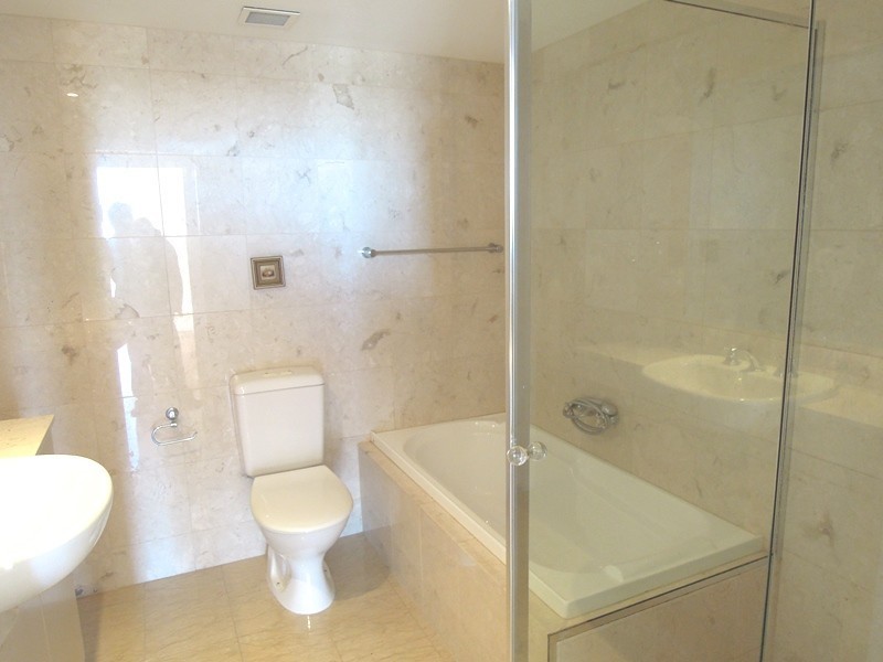 1608/2B Help Street, Chatswood NSW 2067