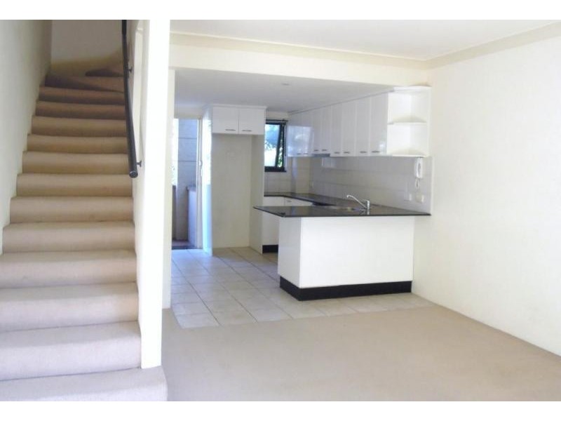 42/5-17 Pacific Highway, Roseville NSW 2069