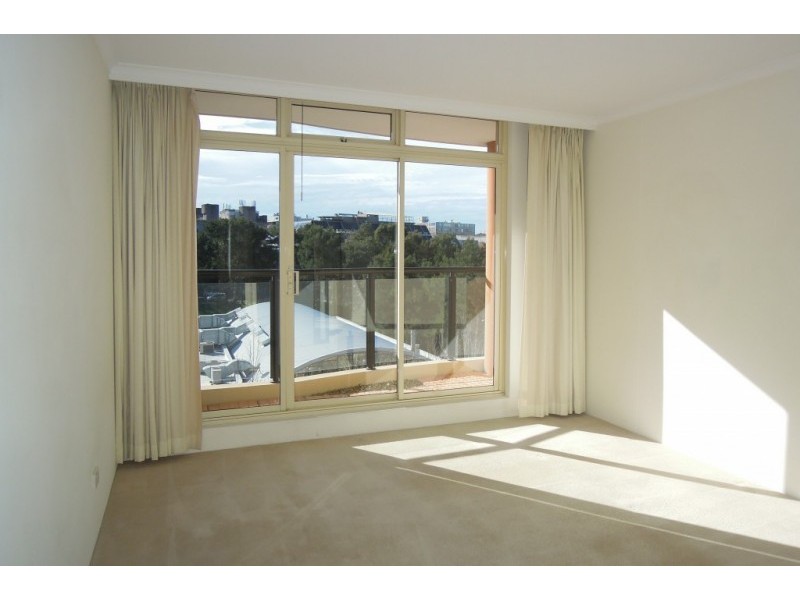 37/52 Christie Street, St Leonards NSW 2065