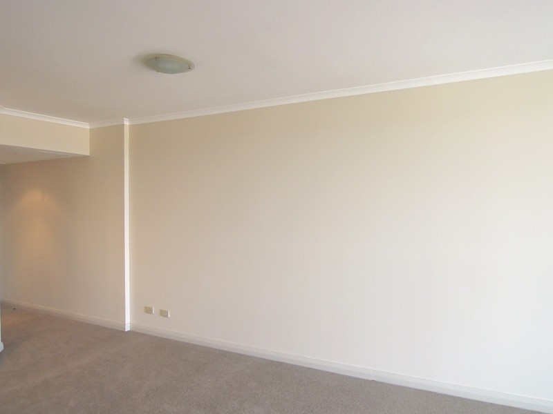 916/2B Help Street, Chatswood NSW 2067