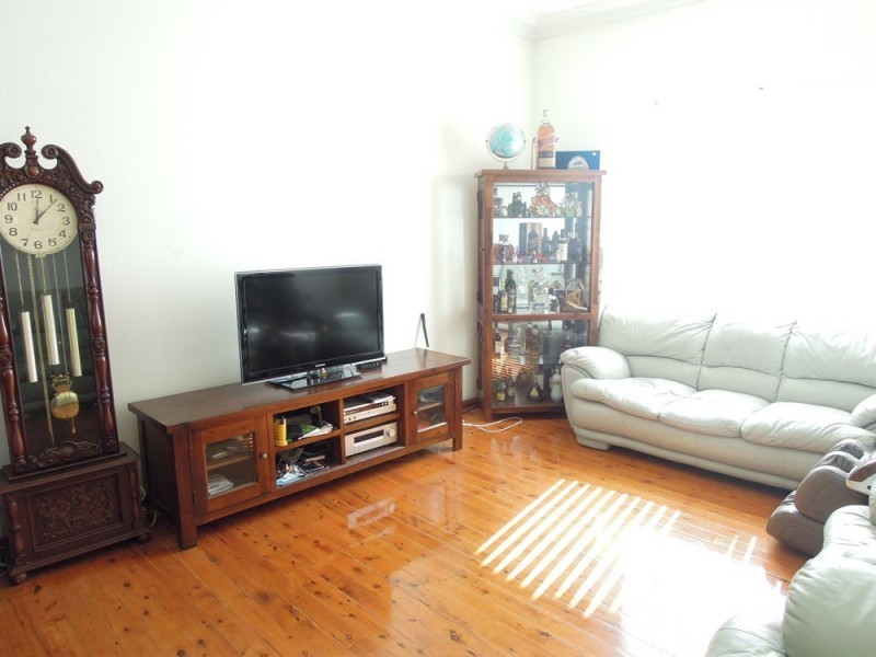 98 Lucas Road, Burwood NSW 2134