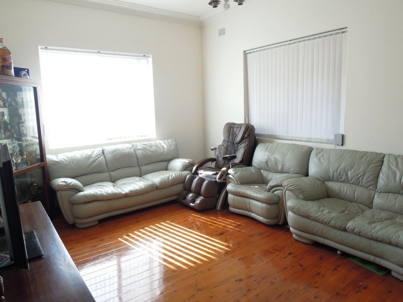 98 Lucas Road, Burwood NSW 2134