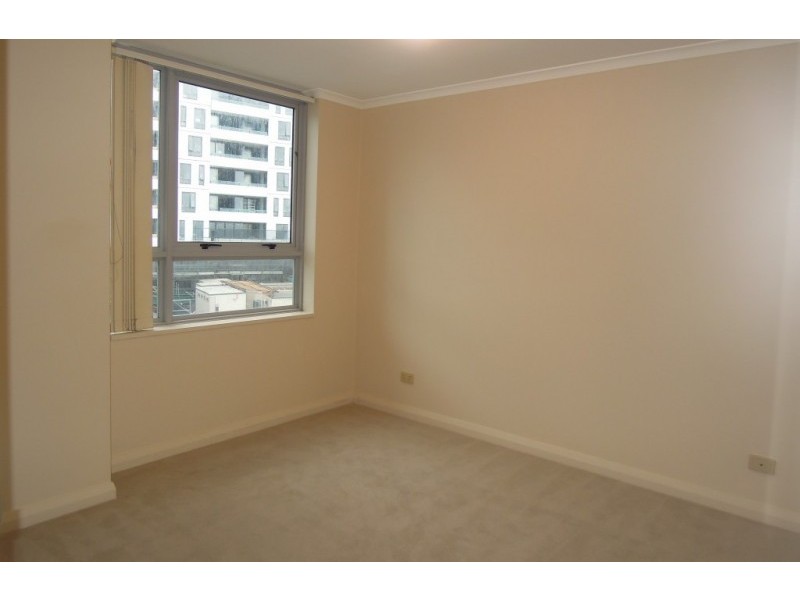 818/2A Help Street, Chatswood NSW 2067