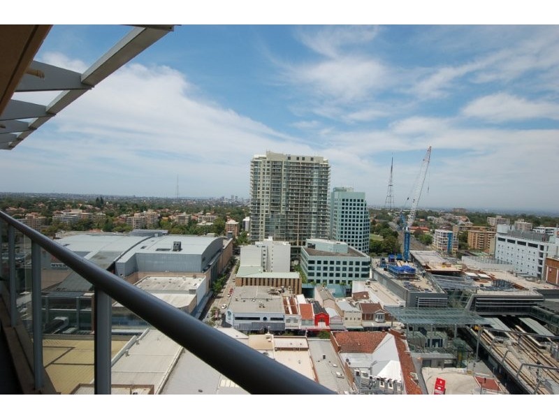 2208/2A Help Street, Chatswood NSW 2067