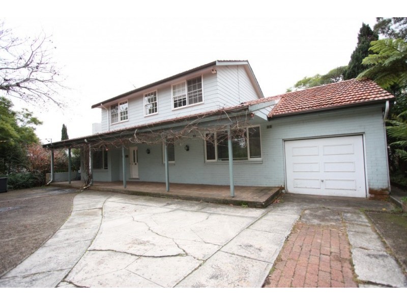 11 Killeaton Street, St Ives NSW 2075