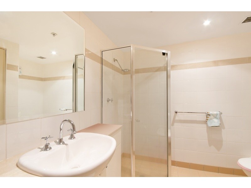 521/2B Help Street, Chatswood NSW 2067