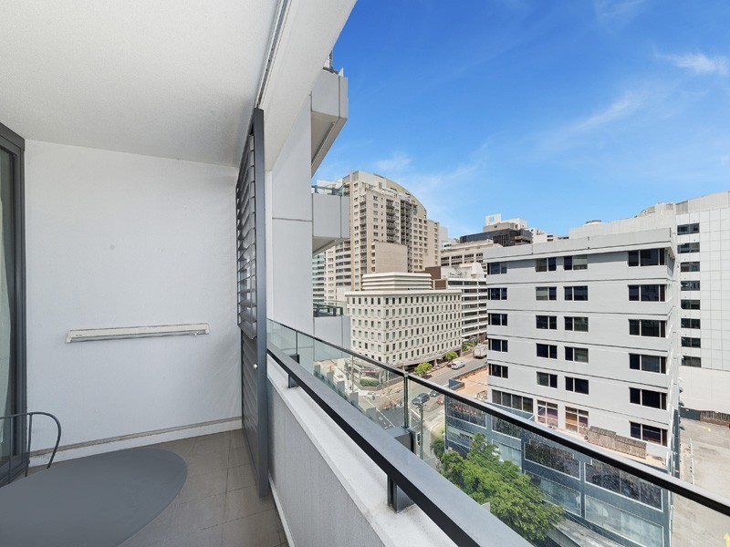 802/7 Railway Street, Chatswood NSW 2067