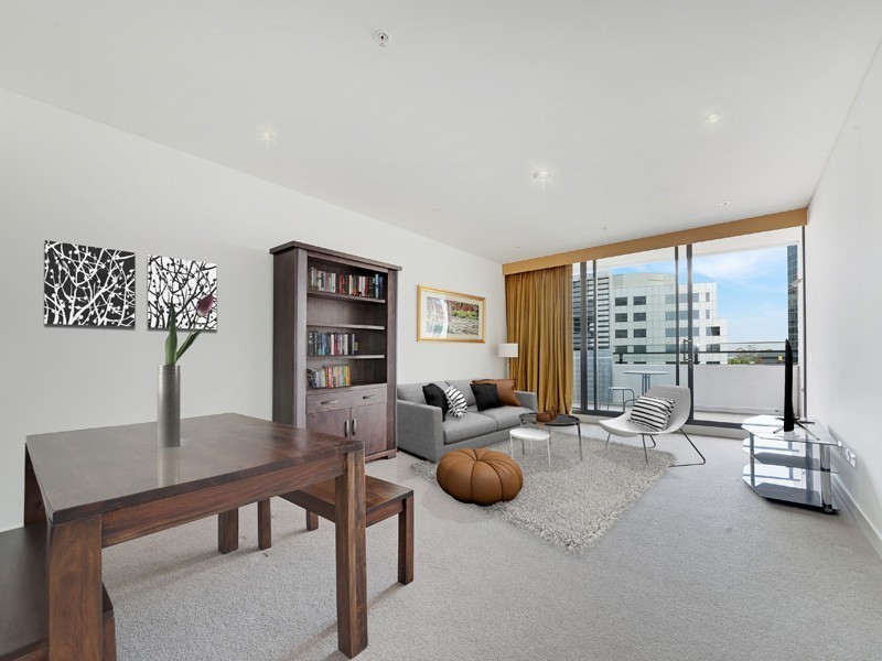 802/7 Railway Street, Chatswood NSW 2067