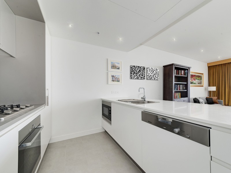 802/7 Railway Street, Chatswood NSW 2067