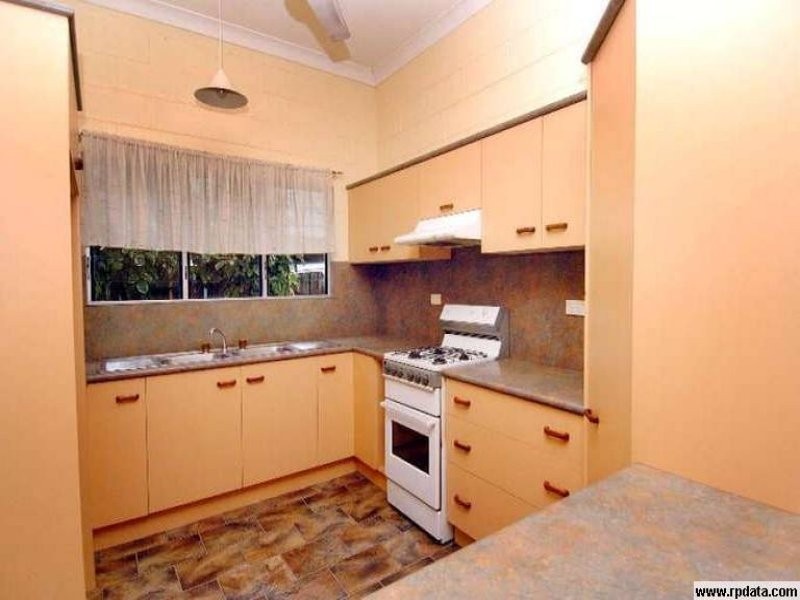 Railway Estate QLD 4810