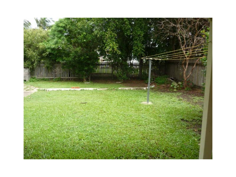 Railway Estate QLD 4810