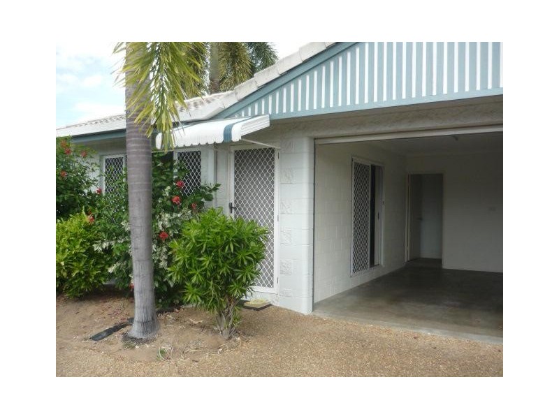 2/60 Lowth Street, Rosslea QLD 4812