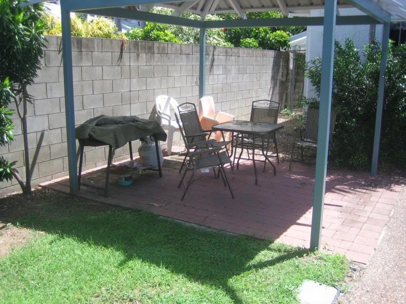 2/60 Lowth Street, Rosslea QLD 4812