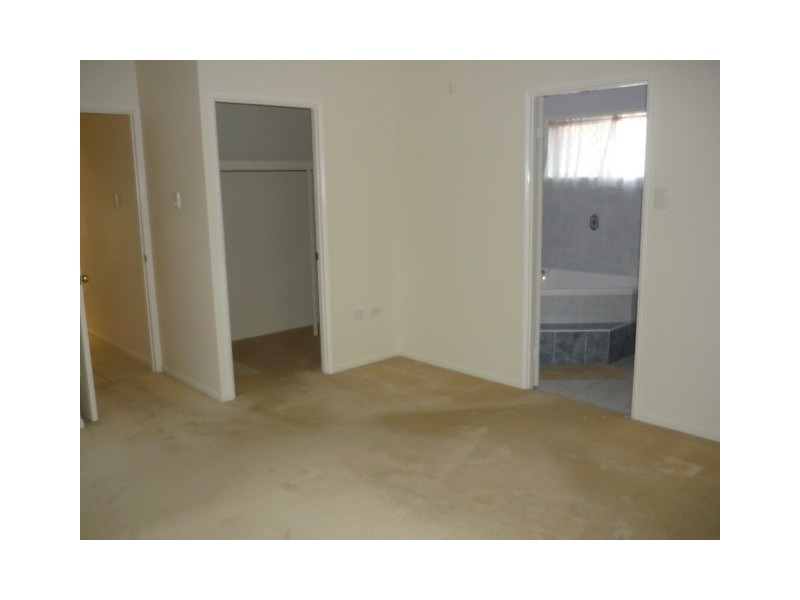 31 Mona Vale Place, Annandale QLD 4814