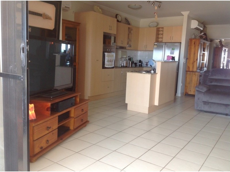 212/3 Melton Terrace, Townsville City QLD 4810