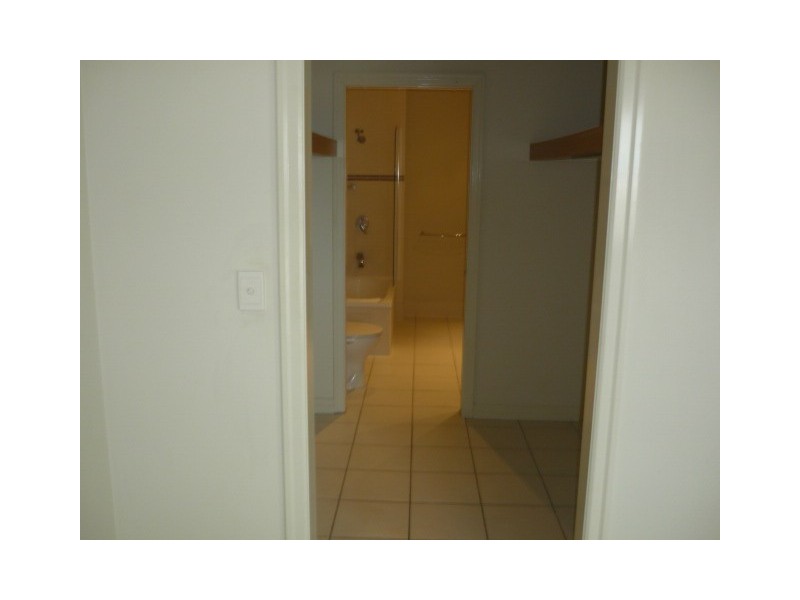 212/3 Melton Terrace, Townsville City QLD 4810