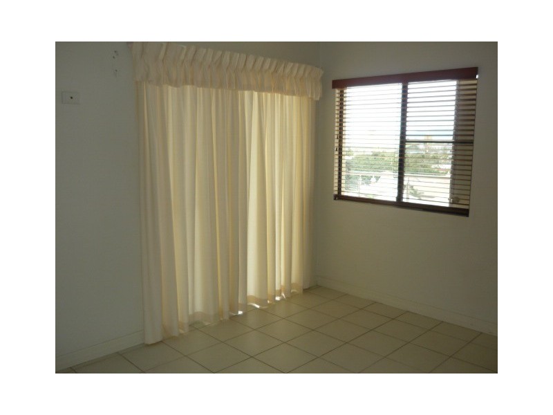 212/3 Melton Terrace, Townsville City QLD 4810