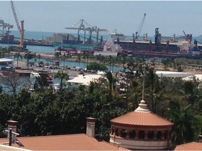 212/3 Melton Terrace, Townsville City QLD 4810