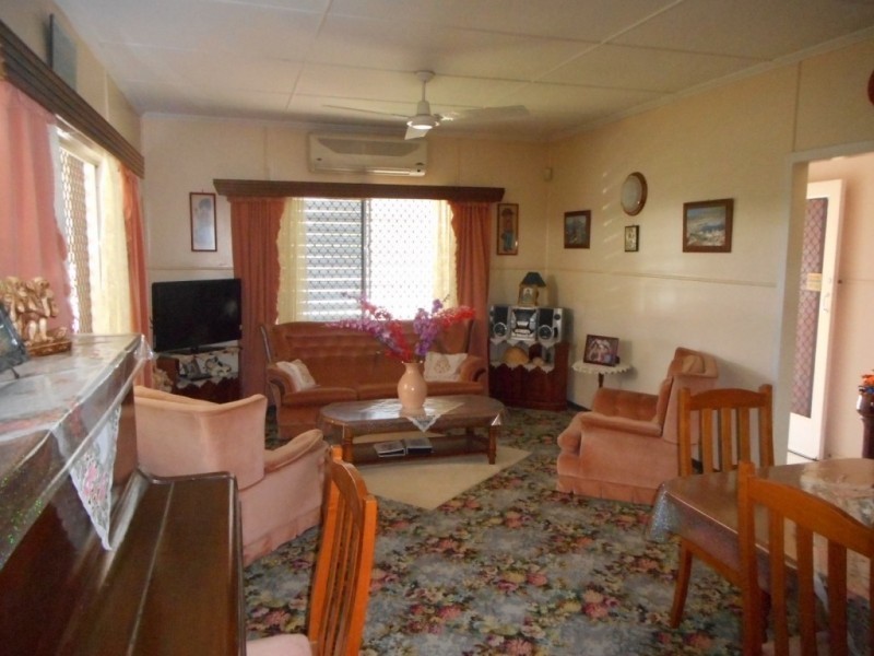 24 Meenan Street, Garbutt QLD 4814