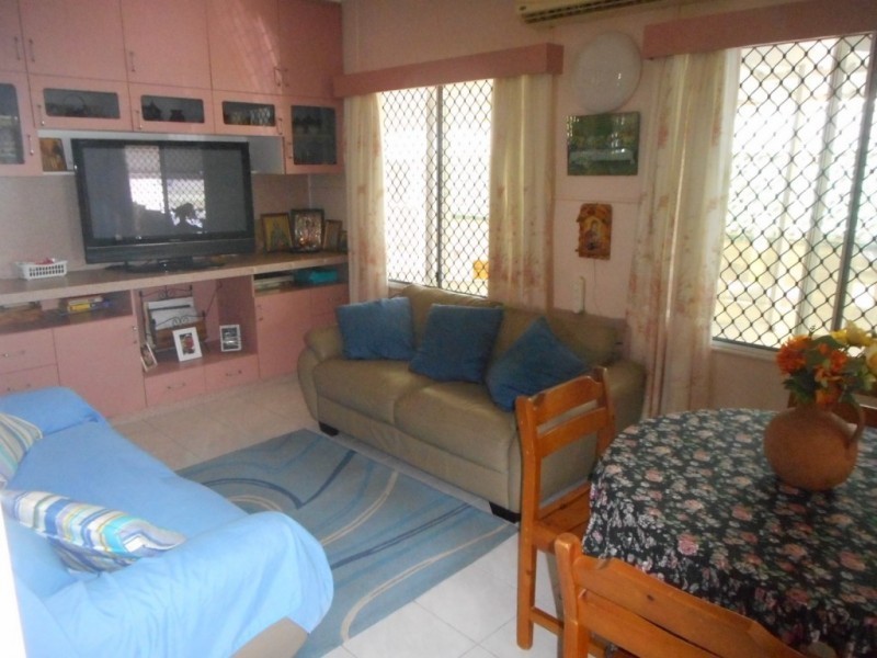 24 Meenan Street, Garbutt QLD 4814