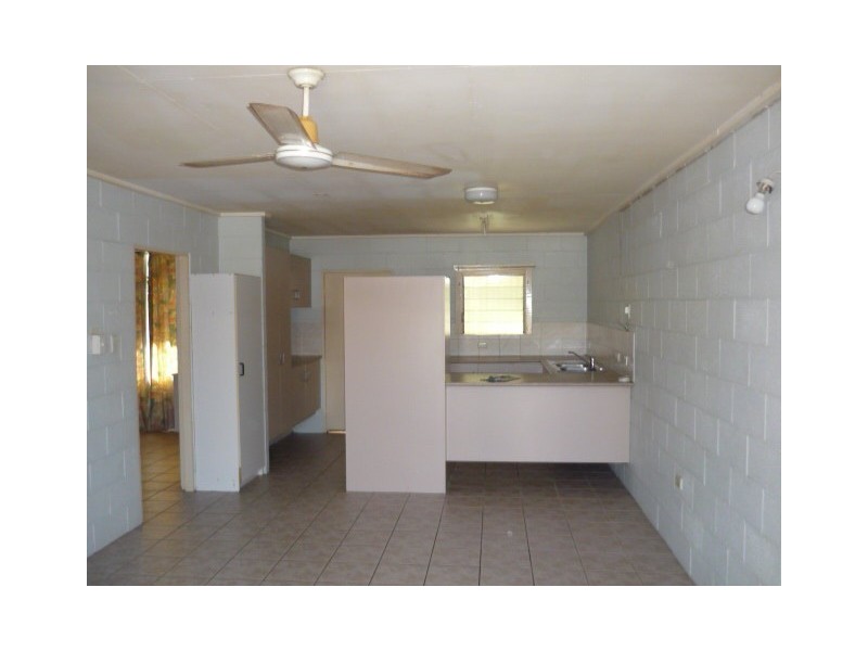 2/19 Alfred Street, Aitkenvale QLD 4814