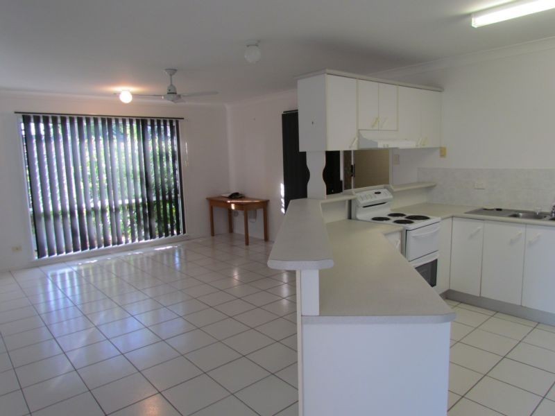 1/60 Lowth Street, Rosslea QLD 4812