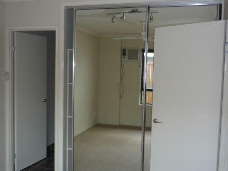 10/23 Echlin Street, West End QLD 4810