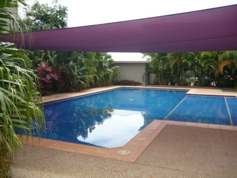 101 Railway Avenue, Railway Estate QLD 4810