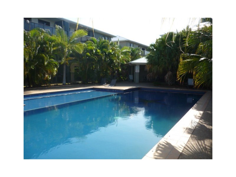 101 Railway Avenue, Railway Estate QLD 4810