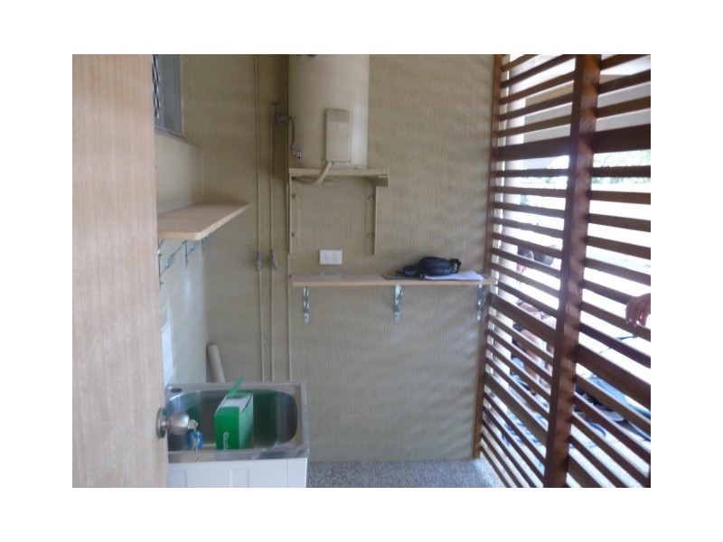 3/17 Harold Street, West End QLD 4810