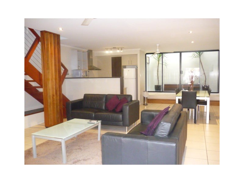 6/23 Echlin Street, West End QLD 4810