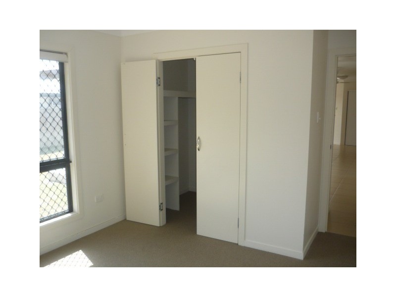 3 Firetail Pkt, Kelso QLD 4815