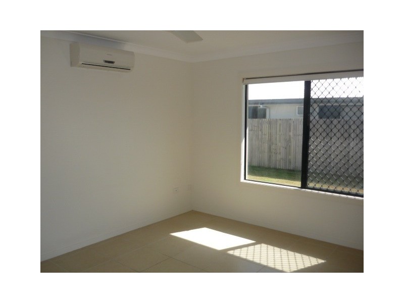 3 Firetail Pkt, Kelso QLD 4815