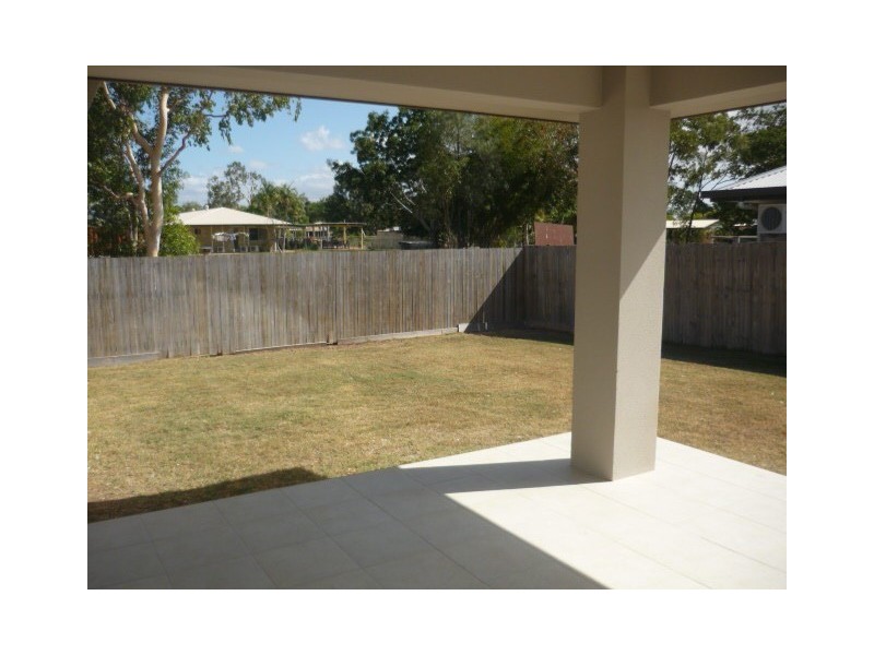 3 Firetail Pkt, Kelso QLD 4815