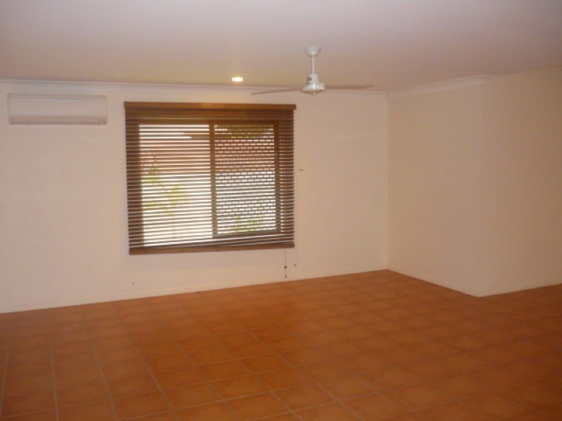 9 Harrington, Douglas QLD 4814