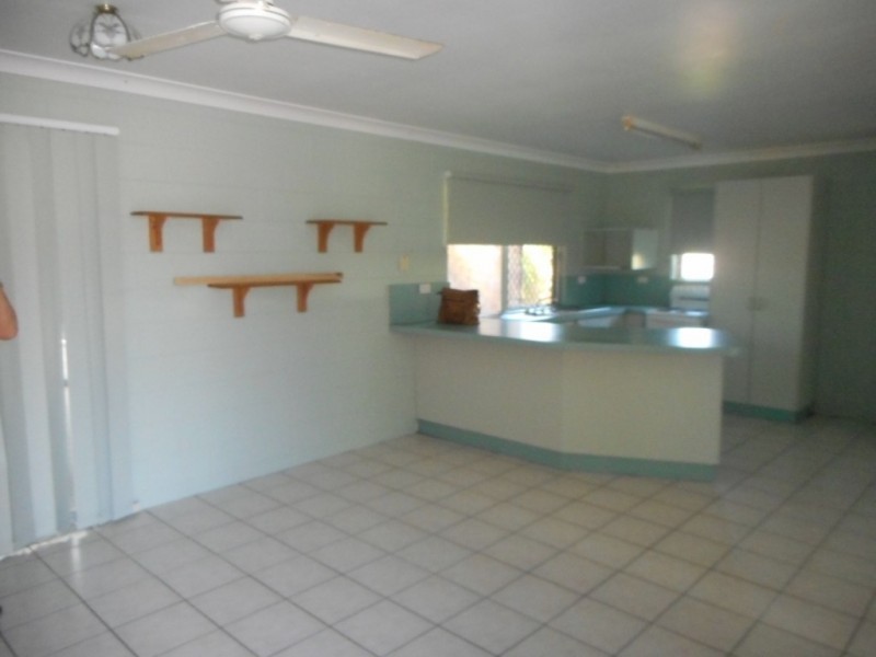 45 Redwood Avenue, Kirwan QLD 4817