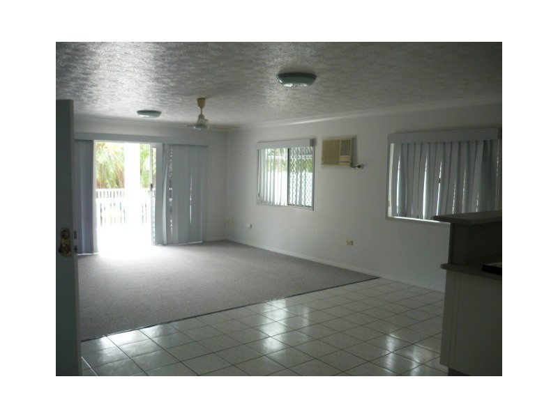 1/49 Quinn Street, Rosslea QLD 4812