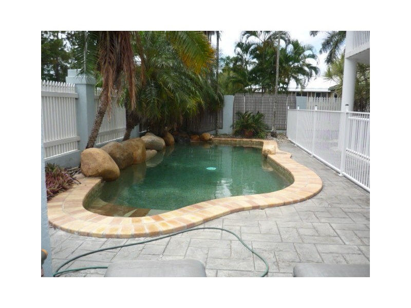 1/49 Quinn Street, Rosslea QLD 4812