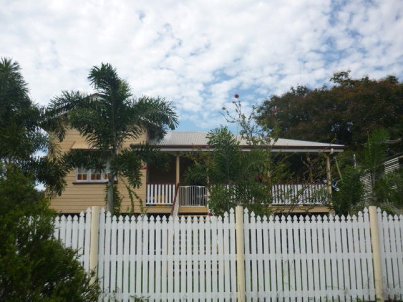 21 Bayswater Road, Hyde Park QLD 4812