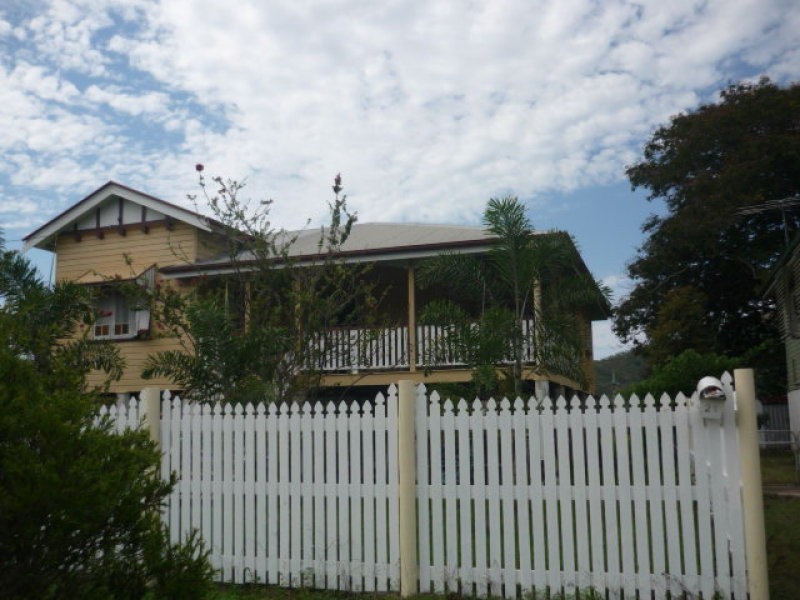 21 Bayswater Road, Hyde Park QLD 4812