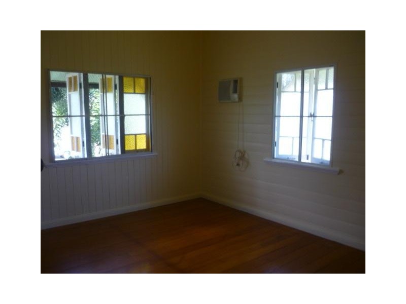 21 Bayswater Road, Hyde Park QLD 4812