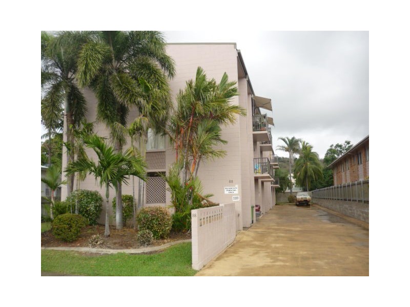 1/88 Eyre Street, North Ward QLD 4810