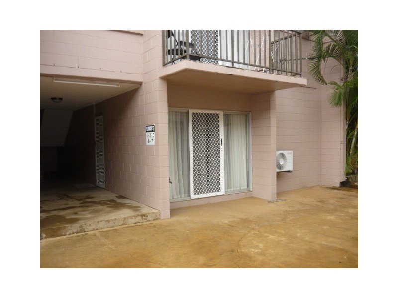 1/88 Eyre Street, North Ward QLD 4810