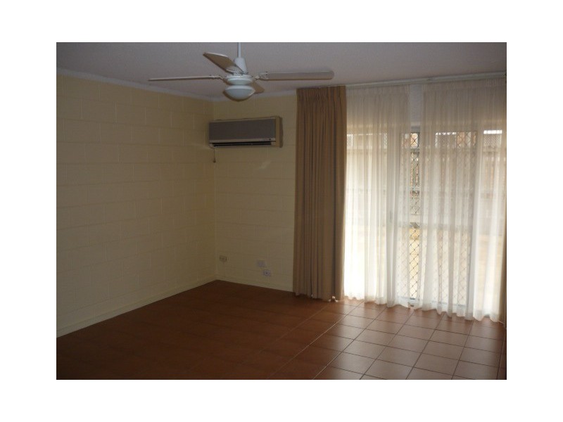 1/88 Eyre Street, North Ward QLD 4810