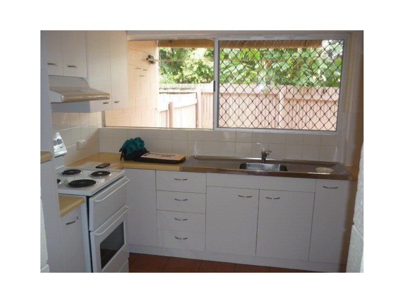 1/88 Eyre Street, North Ward QLD 4810